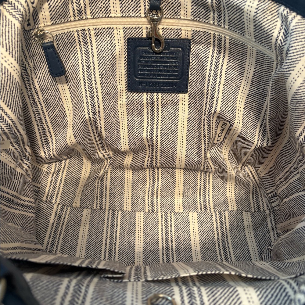 Coach Raffia Tote - Picture 5 of 11